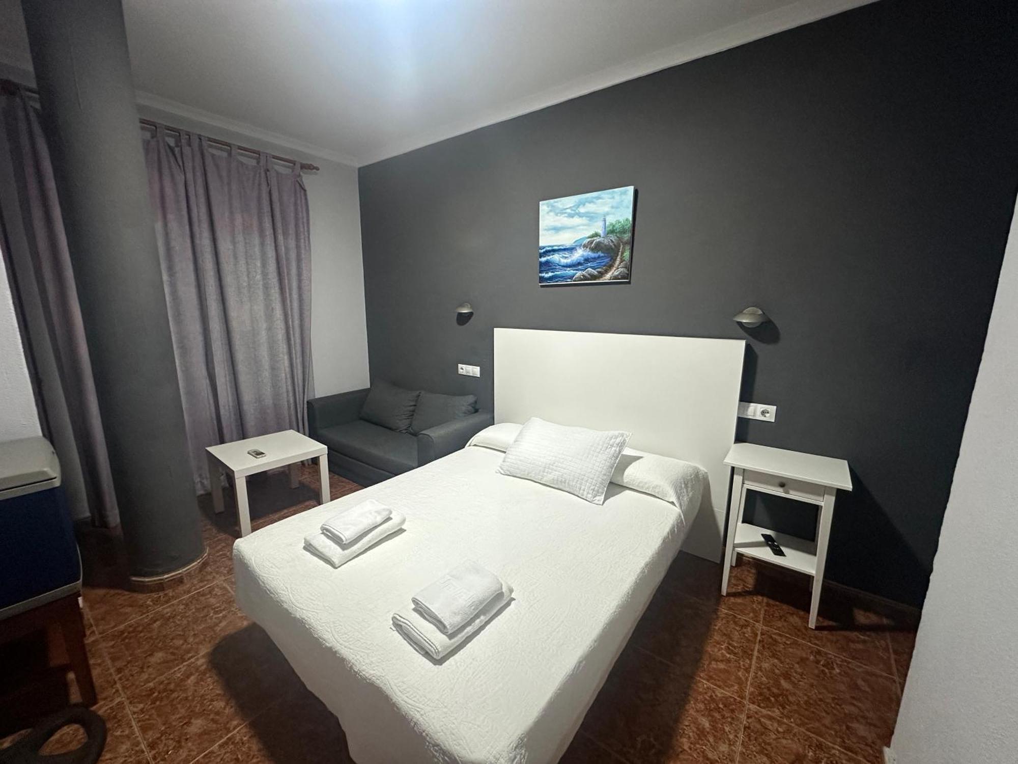 מלון טריפה Hostal Tarik מראה חיצוני תמונה